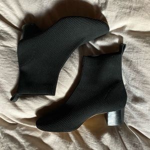 EVERLANE Glove Boot size 9